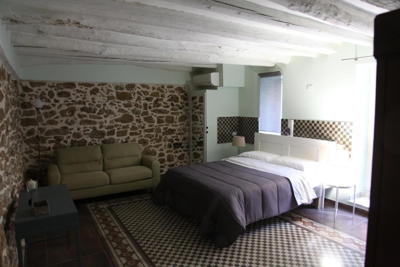 Chiarastella Rooms Villafrati Bagian luar foto